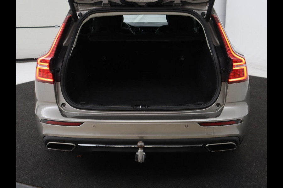 Volvo V60 2.0 T5 Inscription | Trekhaak | Leder | Stoel & Stuurverwarming | Navigatie | Carplay | Harman/Kardon | Full LED | Parkeerhulp | DAB | Memory | Climate control | Bluetooth | Cruise control
