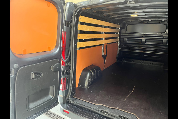 Renault Trafic 2.0 dCi 110pk euro6 T30 L2H1 Comfort 3Persoons, Airco, CruiseControl, Trekhaak, RIJKLAARPRIJS! NEDERLANDSE BUS!