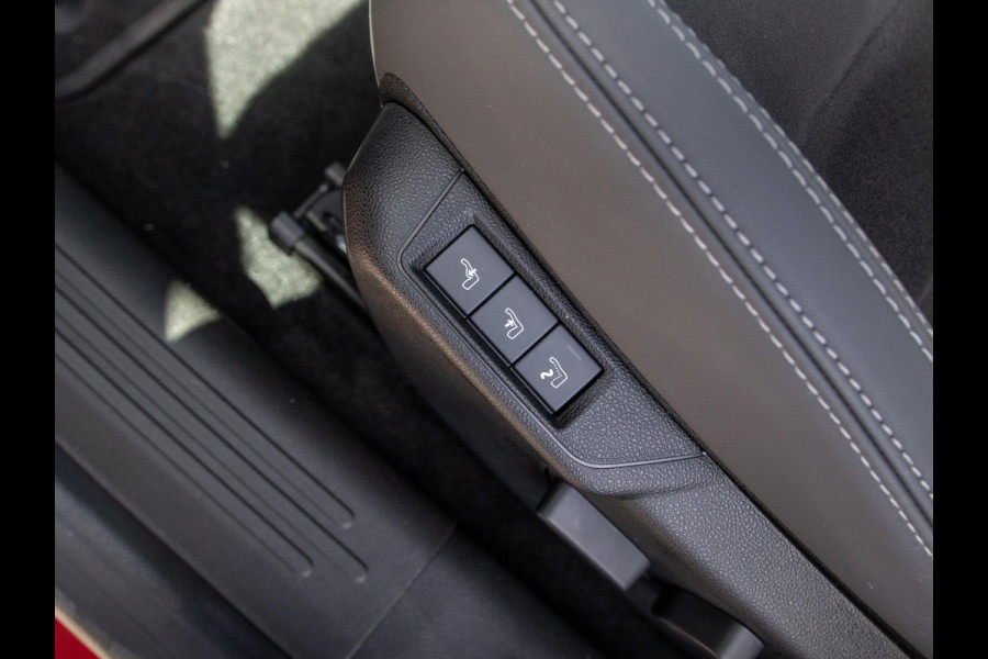 Fiat 600E Sport 54 kWh | Clima | Adapt. Cruise | Navi | Winter Pack | Camera | 18"  | Apple Carplay