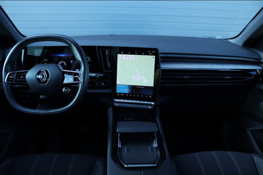 Renault Austral 1.3 mild hybrid Carplay / Pano / Camera