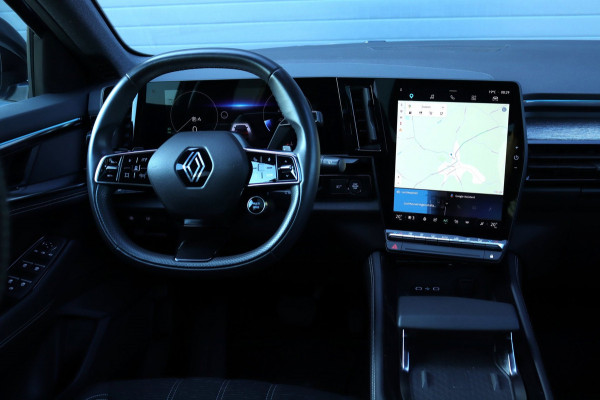 Renault Austral 1.3 mild hybrid Carplay / Pano / Camera