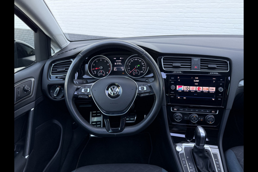 Volkswagen Golf Variant 1.5 TSI Highline | Pano | Trekhaak | ACC | Camera | LED | Keyless