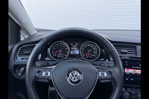 Volkswagen Golf Variant 1.5 TSI Highline | Pano | Trekhaak | ACC | Camera | LED | Keyless