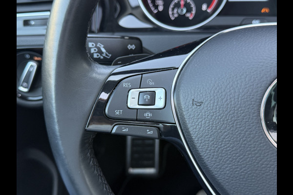 Volkswagen Golf Variant 1.5 TSI Highline | Pano | Trekhaak | ACC | Camera | LED | Keyless