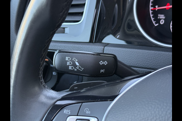Volkswagen Golf Variant 1.5 TSI Highline | Pano | Trekhaak | ACC | Camera | LED | Keyless