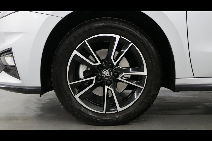 Škoda Fabia 1.0 TSI 115pk Monte Carlo DSG / Navigatie via App Connect / Stoelverwarming / Camera