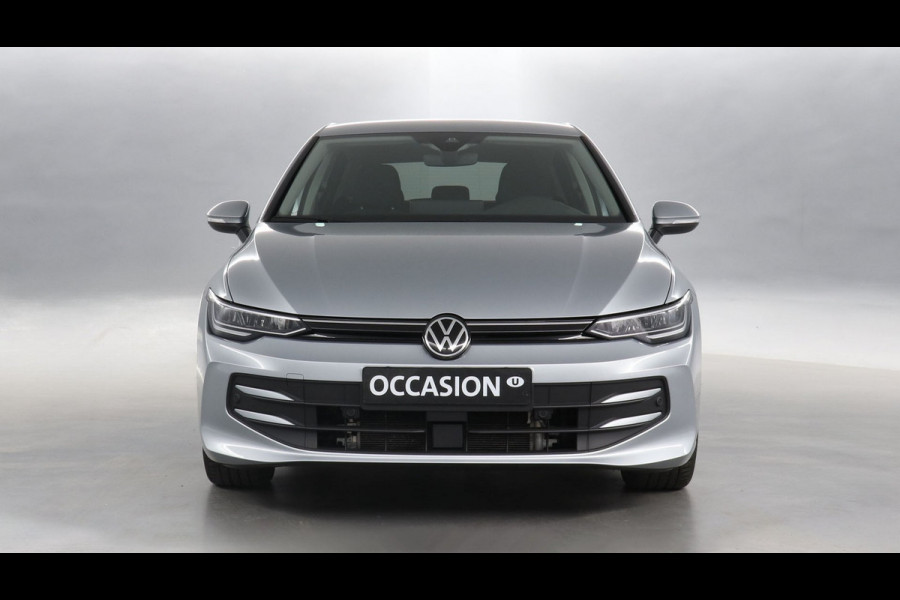 Volkswagen Golf 1.5 eHybrid 204 pk Life Edition DSG / Stoel en stuurwielverwarming / App Connect