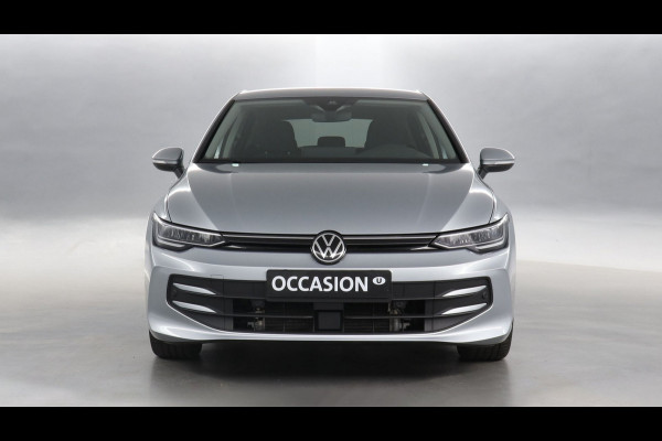 Volkswagen Golf 1.5 eHybrid 204 pk Life Edition DSG / Stoel en stuurwielverwarming / App Connect
