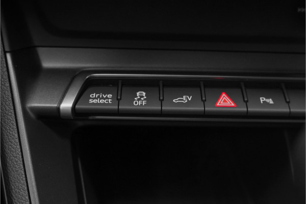Audi Q3 Sportback 45 TFSI e S Edition ACC Matrix 360° Trekhaak 20"
