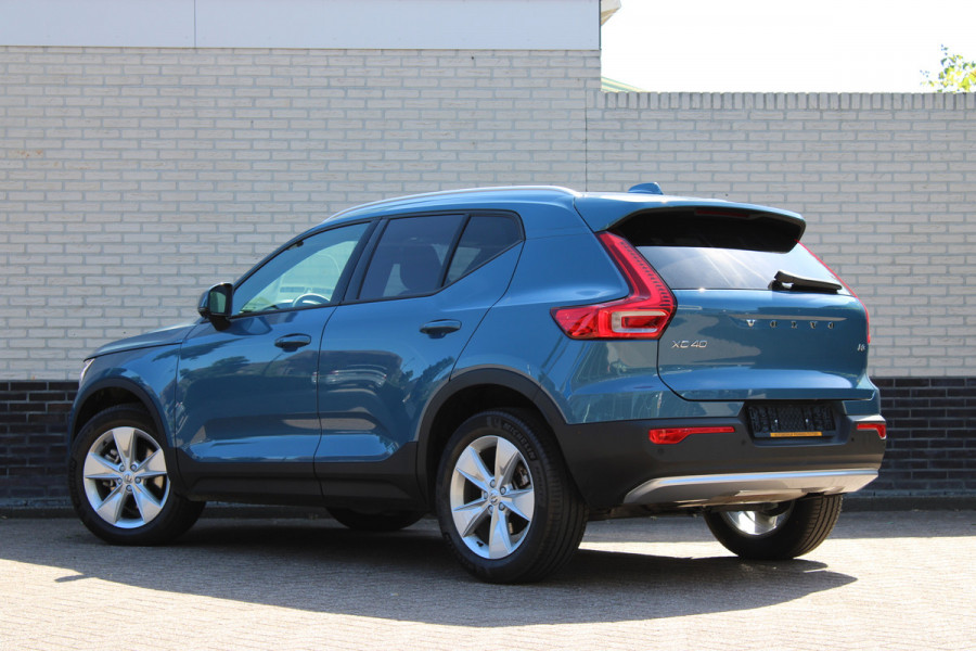 Volvo XC40 2.0 B3 Core | Winterpack | 360 Camera | BLIS | Pilot Assist