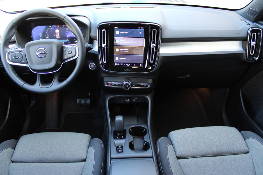 Volvo XC40 2.0 B3 Core | Winterpack | 360 Camera | BLIS | Pilot Assist