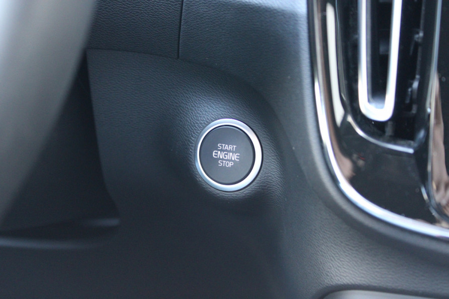 Volvo XC40 2.0 B3 Core | Winterpack | 360 Camera | BLIS | Pilot Assist