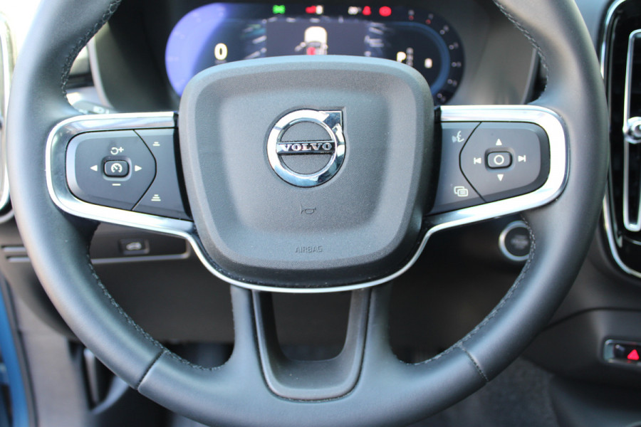 Volvo XC40 2.0 B3 Core | Winterpack | 360 Camera | BLIS | Pilot Assist