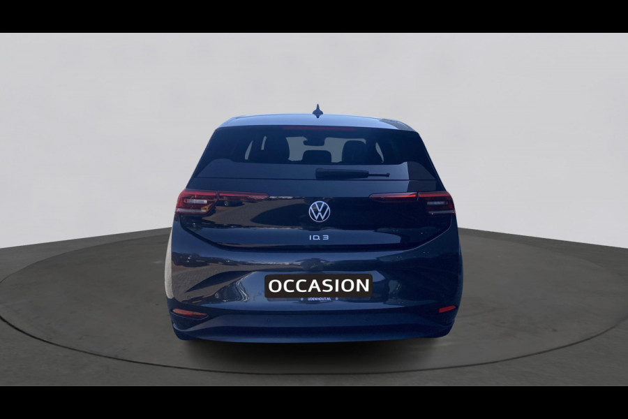 Volkswagen ID.3 First Plus 58 kWh 204pk | Camera | Stoelverwarming | IQ light | App Connect