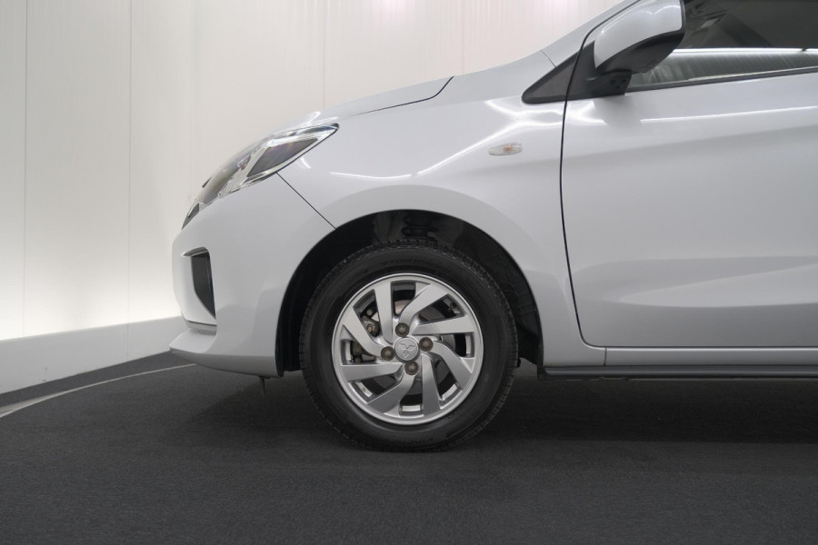 Mitsubishi Space Star 1.2 Intense | AUTOMAAT! | Apple Carplay | Allseason Banden | Climate Control