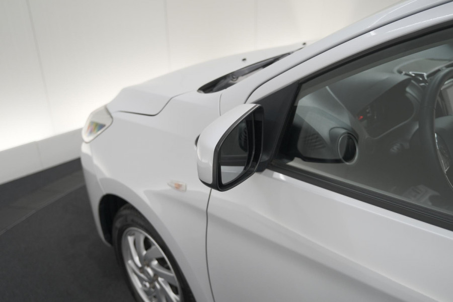 Mitsubishi Space Star 1.2 Intense | AUTOMAAT! | Apple Carplay | Allseason Banden | Climate Control