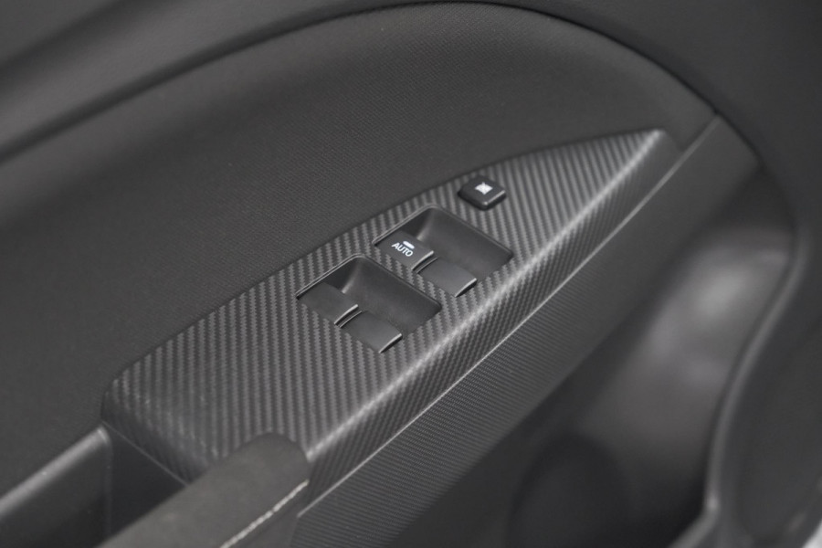 Mitsubishi Space Star 1.2 Intense | AUTOMAAT! | Apple Carplay | Allseason Banden | Climate Control