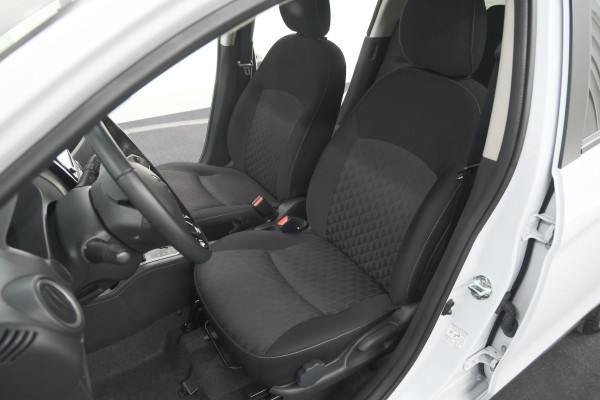 Mitsubishi Space Star 1.2 Intense | AUTOMAAT! | Apple Carplay | Allseason Banden | Climate Control