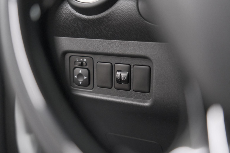Mitsubishi Space Star 1.2 Intense | AUTOMAAT! | Apple Carplay | Allseason Banden | Climate Control