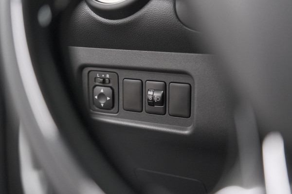 Mitsubishi Space Star 1.2 Intense | AUTOMAAT! | Apple Carplay | Allseason Banden | Climate Control