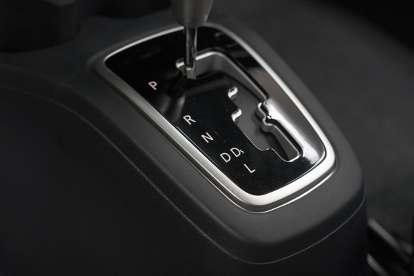 Mitsubishi Space Star 1.2 Intense | AUTOMAAT! | Apple Carplay | Allseason Banden | Climate Control
