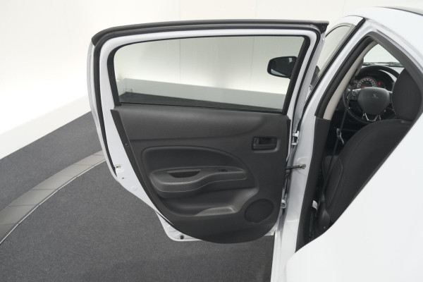 Mitsubishi Space Star 1.2 Intense | AUTOMAAT! | Apple Carplay | Allseason Banden | Climate Control