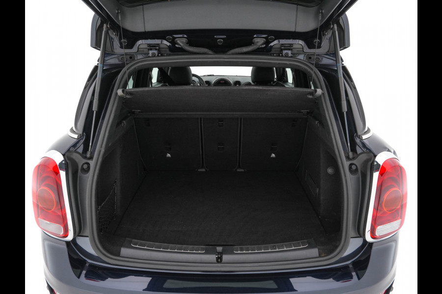 MINI Countryman 1.5 Cooper Chili Aut. *PANO | LEATHER-FABRIC | FULL-LED | HARMAN/KARDON | HEATED-SPORTSEATS | KEYLESS | NAVI-FULLMAP | PRIVACY-GLASS | AMBIENTLIGHT | ECC | PDC | CRUISE | 18''ALU*