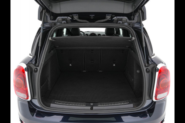 MINI Countryman 1.5 Cooper Chili Aut. *PANO | LEATHER-FABRIC | FULL-LED | HARMAN/KARDON | HEATED-SPORTSEATS | KEYLESS | NAVI-FULLMAP | PRIVACY-GLASS | AMBIENTLIGHT | ECC | PDC | CRUISE | 18''ALU*