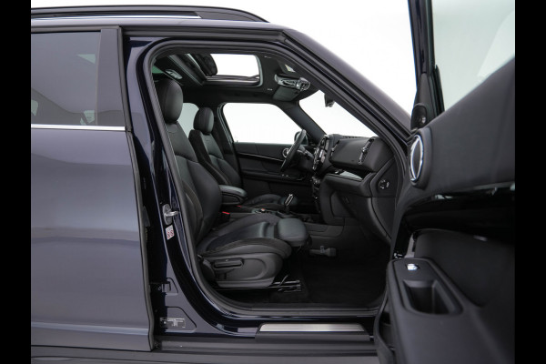 MINI Countryman 1.5 Cooper Chili Aut. *PANO | LEATHER-FABRIC | FULL-LED | HARMAN/KARDON | HEATED-SPORTSEATS | KEYLESS | NAVI-FULLMAP | PRIVACY-GLASS | AMBIENTLIGHT | ECC | PDC | CRUISE | 18''ALU*