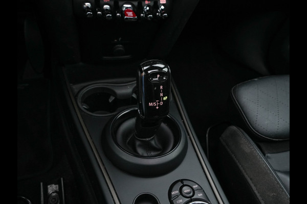 MINI Countryman 1.5 Cooper Chili Aut. *PANO | LEATHER-FABRIC | FULL-LED | HARMAN/KARDON | HEATED-SPORTSEATS | KEYLESS | NAVI-FULLMAP | PRIVACY-GLASS | AMBIENTLIGHT | ECC | PDC | CRUISE | 18''ALU*