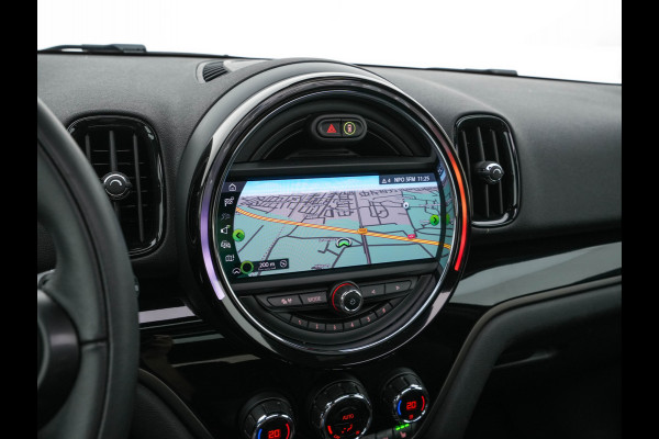 MINI Countryman 1.5 Cooper Chili Aut. *PANO | LEATHER-FABRIC | FULL-LED | HARMAN/KARDON | HEATED-SPORTSEATS | KEYLESS | NAVI-FULLMAP | PRIVACY-GLASS | AMBIENTLIGHT | ECC | PDC | CRUISE | 18''ALU*