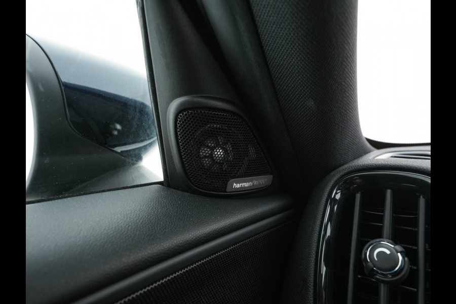 MINI Countryman 1.5 Cooper Chili Aut. *PANO | LEATHER-FABRIC | FULL-LED | HARMAN/KARDON | HEATED-SPORTSEATS | KEYLESS | NAVI-FULLMAP | PRIVACY-GLASS | AMBIENTLIGHT | ECC | PDC | CRUISE | 18''ALU*