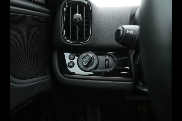 MINI Countryman 1.5 Cooper Chili Aut. *PANO | LEATHER-FABRIC | FULL-LED | HARMAN/KARDON | HEATED-SPORTSEATS | KEYLESS | NAVI-FULLMAP | PRIVACY-GLASS | AMBIENTLIGHT | ECC | PDC | CRUISE | 18''ALU*