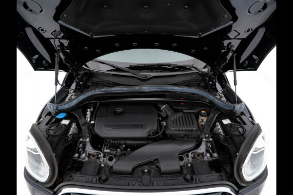 MINI Countryman 1.5 Cooper Chili Aut. *PANO | LEATHER-FABRIC | FULL-LED | HARMAN/KARDON | HEATED-SPORTSEATS | KEYLESS | NAVI-FULLMAP | PRIVACY-GLASS | AMBIENTLIGHT | ECC | PDC | CRUISE | 18''ALU*