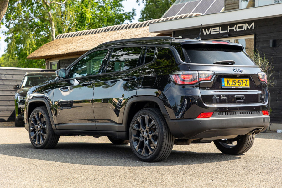 Jeep Compass 4xe 240 Plug-in Hybrid Electric Trailhawk I Pano I Leder I ALpine I Vol opties I