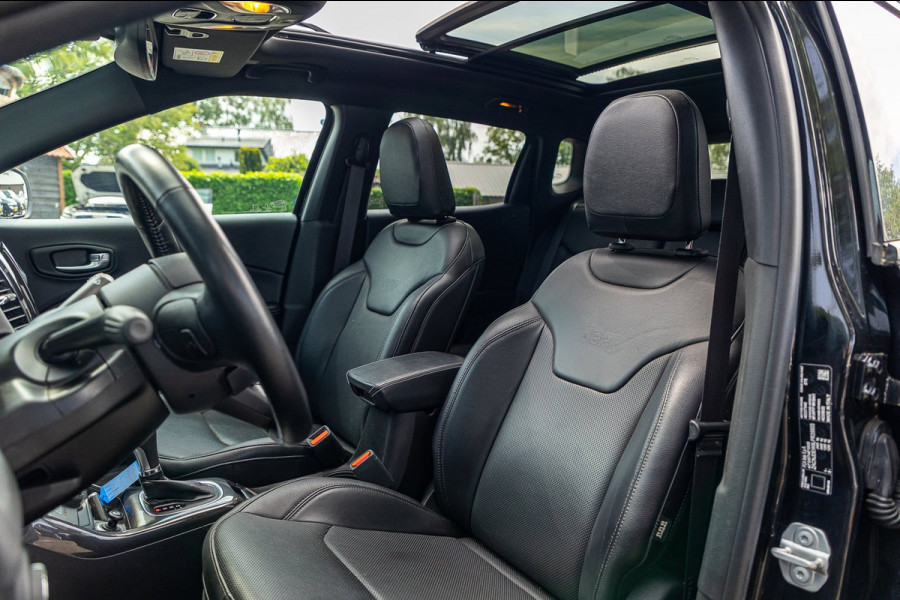 Jeep Compass 4xe 240 Plug-in Hybrid Electric Trailhawk I Pano I Leder I ALpine I Vol opties I