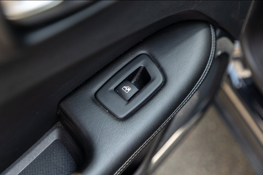 Jeep Compass 4xe 240 Plug-in Hybrid Electric Trailhawk I Pano I Leder I ALpine I Vol opties I