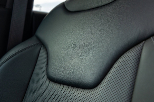 Jeep Compass 4xe 240 Plug-in Hybrid Electric Trailhawk I Pano I Leder I ALpine I Vol opties I