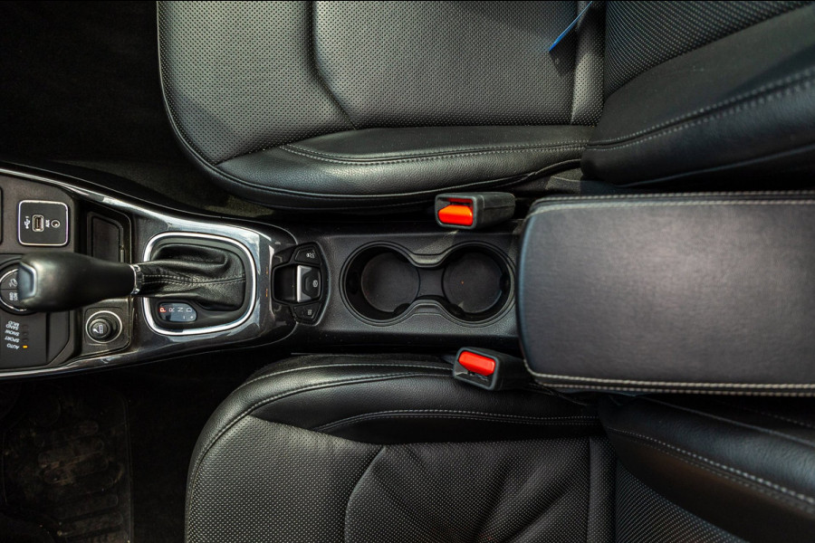 Jeep Compass 4xe 240 Plug-in Hybrid Electric Trailhawk I Pano I Leder I ALpine I Vol opties I