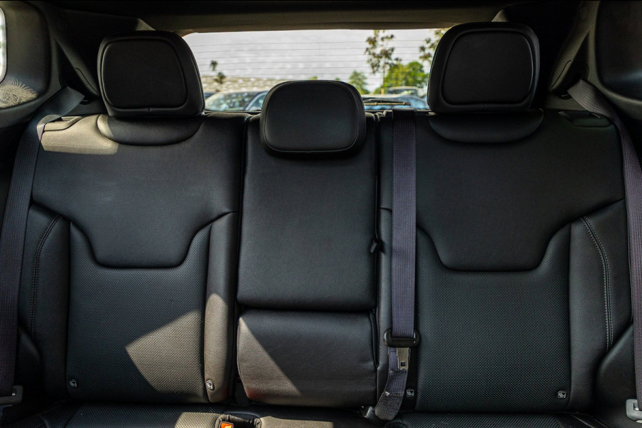 Jeep Compass 4xe 240 Plug-in Hybrid Electric Trailhawk I Pano I Leder I ALpine I Vol opties I