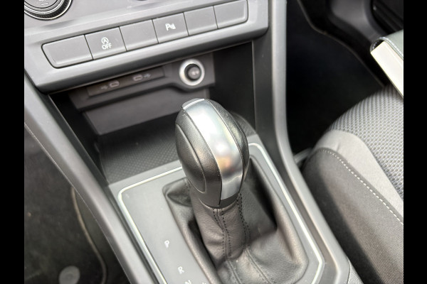 Volkswagen Touran 1.5 TSi 150pk DSG Comfortline Bns. 7-pers. SCHUIFDAK/NAVI/CARPLAY/ADAPT.CRUISE/PDC/WINTERPACK