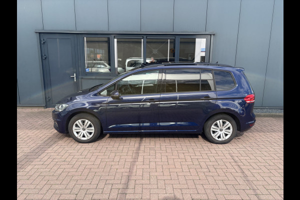 Volkswagen Touran 1.5 TSi 150pk DSG Comfortline Bns. 7-pers. SCHUIFDAK/NAVI/CARPLAY/ADAPT.CRUISE/PDC/WINTERPACK