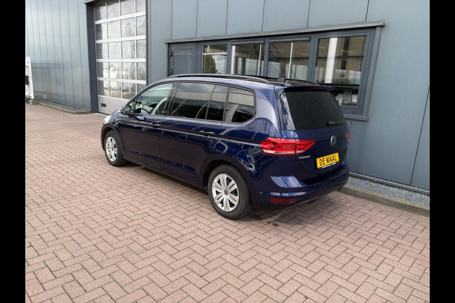 Volkswagen Touran 1.5 TSi 150pk DSG Comfortline Bns. 7-pers. SCHUIFDAK/NAVI/CARPLAY/ADAPT.CRUISE/PDC/WINTERPACK