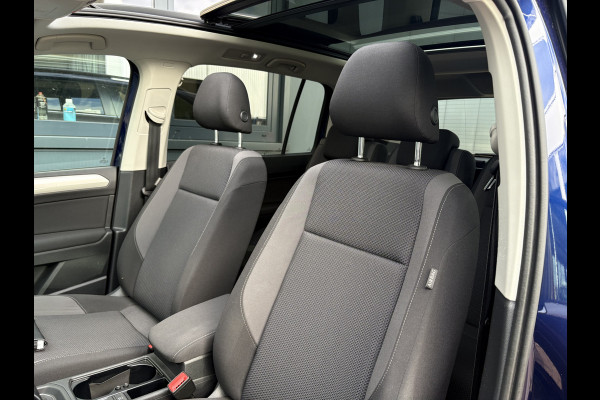 Volkswagen Touran 1.5 TSi 150pk DSG Comfortline Bns. 7-pers. SCHUIFDAK/NAVI/CARPLAY/ADAPT.CRUISE/PDC/WINTERPACK