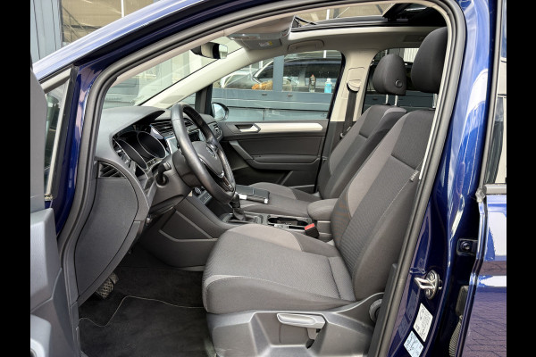 Volkswagen Touran 1.5 TSi 150pk DSG Comfortline Bns. 7-pers. SCHUIFDAK/NAVI/CARPLAY/ADAPT.CRUISE/PDC/WINTERPACK