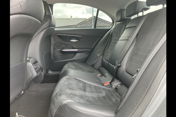 Mercedes-Benz C-Klasse 180 Luxury Line | 2x AMG Line | Night Pack | MBUX | All-in prijs