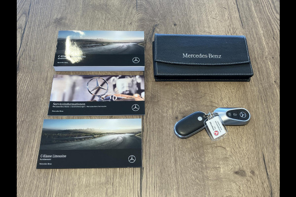 Mercedes-Benz C-Klasse 180 Luxury Line | 2x AMG Line | Night Pack | MBUX | All-in prijs