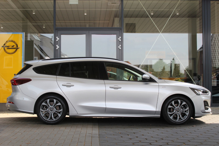 Ford FOCUS Wagon 1.0 EcoBoost Hybrid ST Line X | BLIS | Head-Up | Trekhaak | Adaptieve cruise
