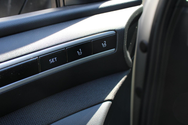 Hyundai Tucson 1.6 T-GDI PHEV Premium 4WD 265 PK | Lederen Bekleding | Camera | Krell Audio | Stoelverwarming en -Koeling | Elektrische Stoelen