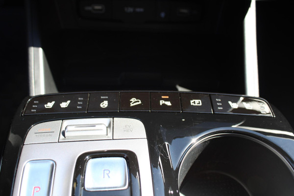 Hyundai Tucson 1.6 T-GDI PHEV Premium 4WD 265 PK | Lederen Bekleding | Camera | Krell Audio | Stoelverwarming en -Koeling | Elektrische Stoelen
